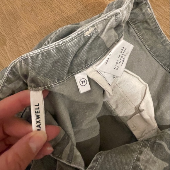 Grlfrnd cargo camo denim in maxwell size 28 - Picture 8 of 11